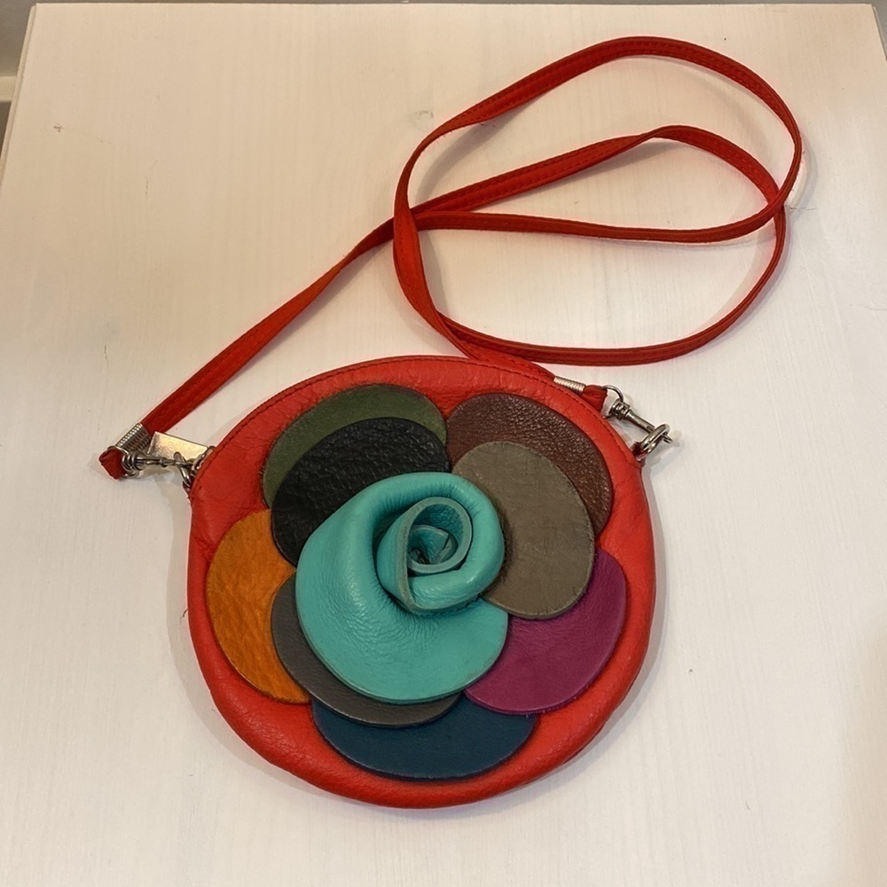 Vintage Genuine Italian Leather Rosette Purse
